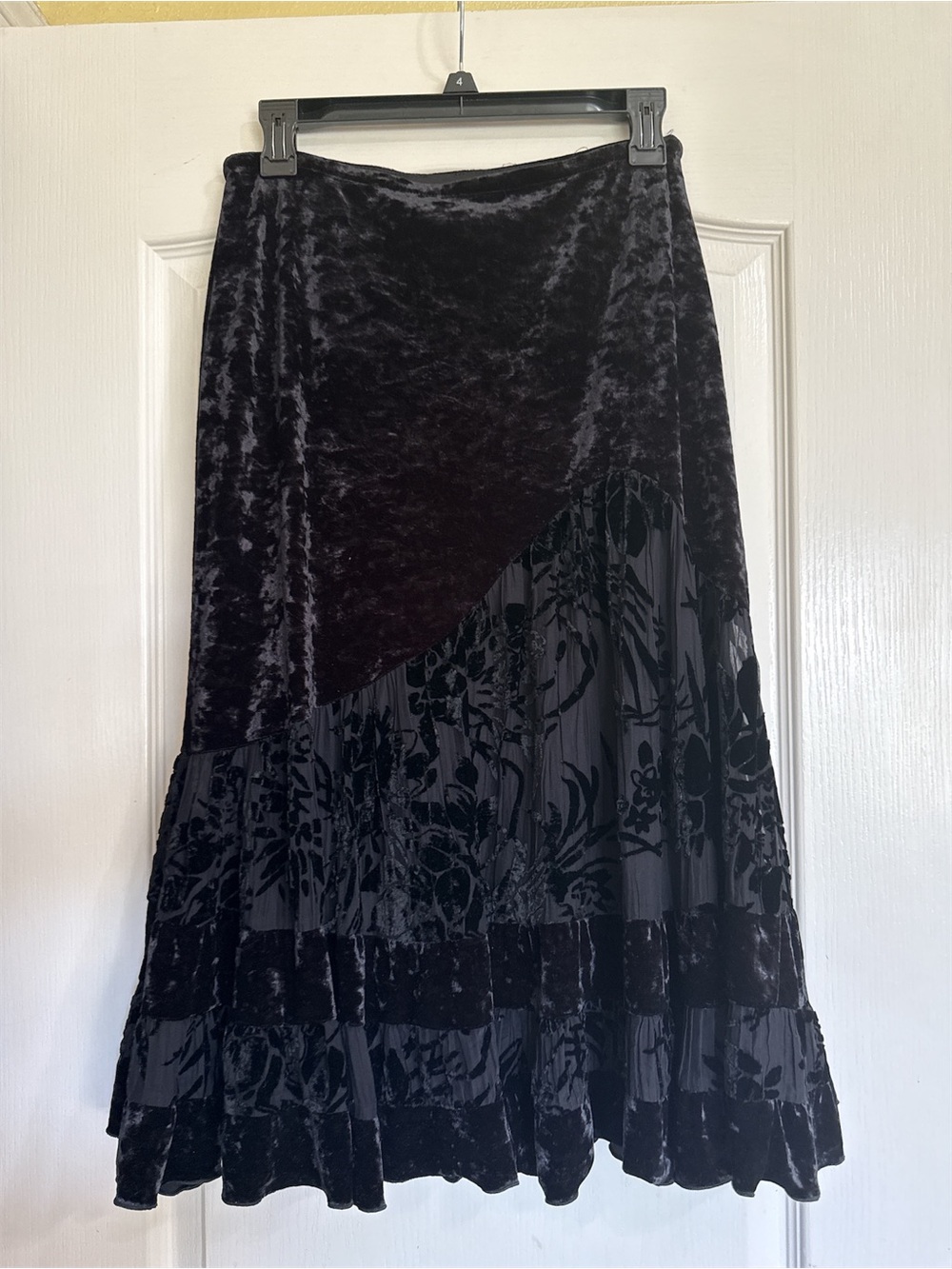 Vintage Joseph Ribkoff Black Velvet Silk Blend Whimsigoth Maxi Skirt Size 8